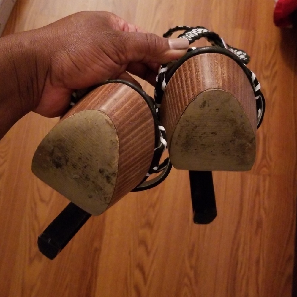 ALDO HEELS - Picture 6 of 7